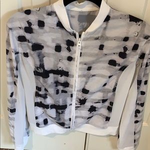 Lululemon zip front light weight jacket